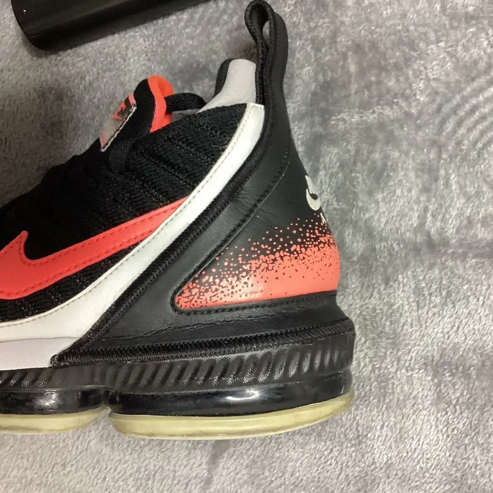 Nike Men's Black and Orange Athletic Shoes - Picture 9 of 16